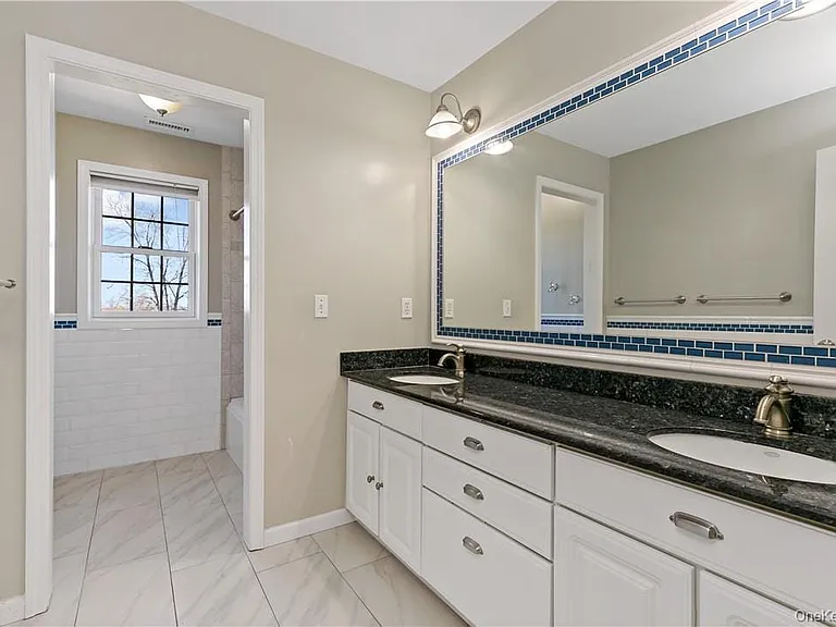 2301 Mohansic Ave — Photo 22