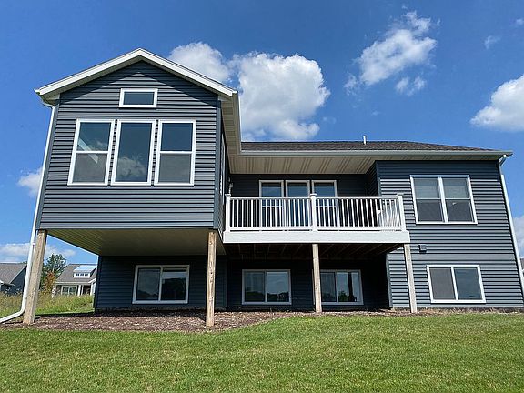 3rd image of 2659 Meadow Woods Dr NW