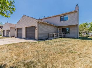 2001 Sunview Dr, Champaign, IL 61821