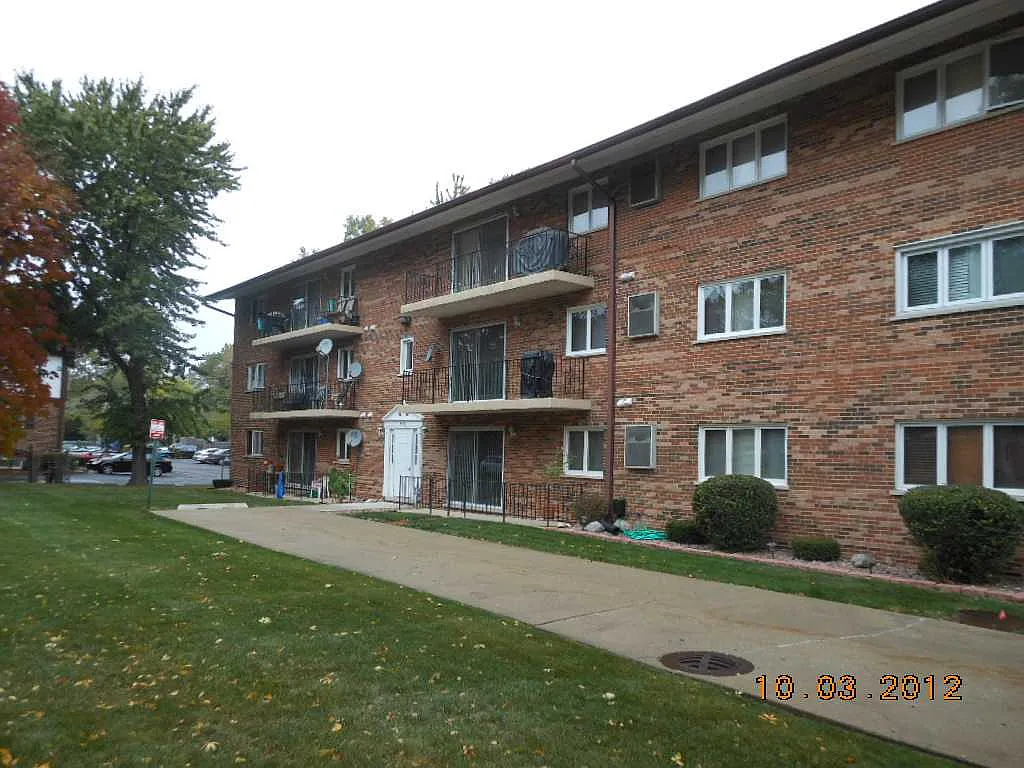 9420 Greenbriar Dr #Ii photo 1