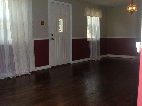 2nd image of 36 Forest Ave
