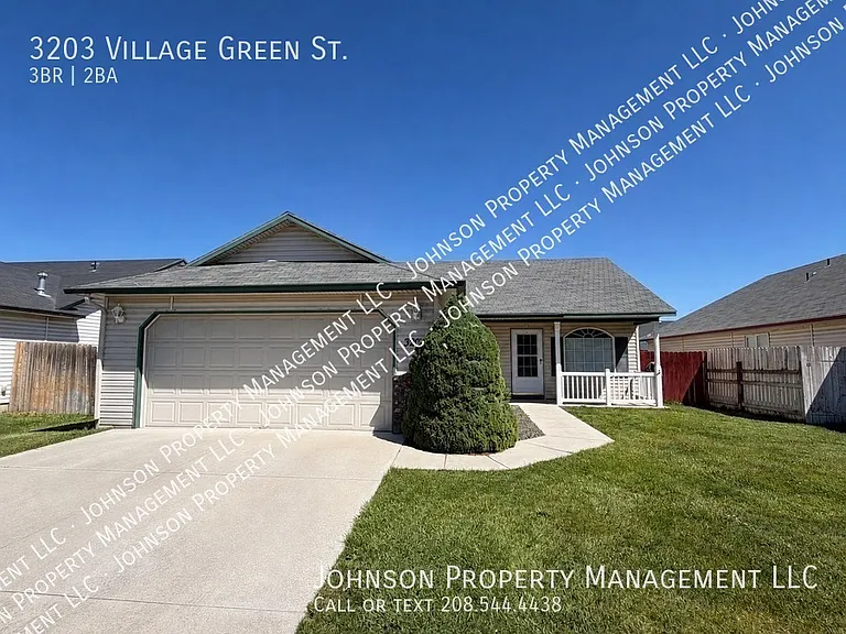 3203 Village Green St — Photo 1