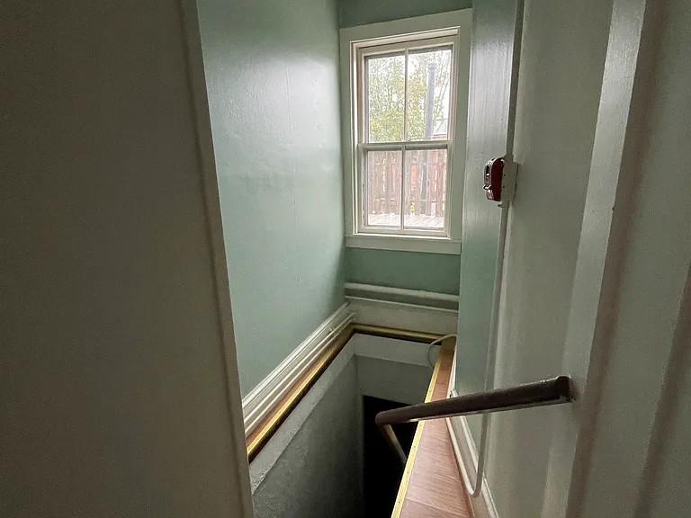 Springhill Ave — Photo 11