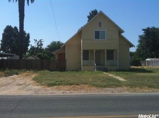 4532 E Zeering Rd, Denair, CA 95316