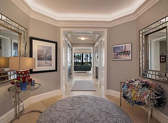 3rd image of 4551 Gulf Shore Blvd N APT 103