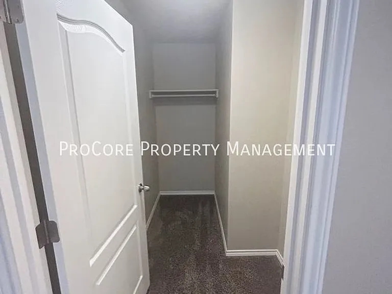 11861 W Cloverbrook Ln — Photo 7