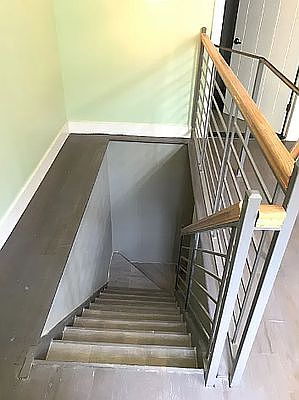 5th image of 175 Menahan St #1F