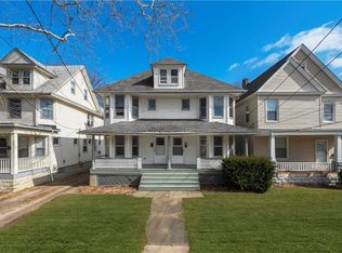 1375 Cove Ave, Lakewood, OH