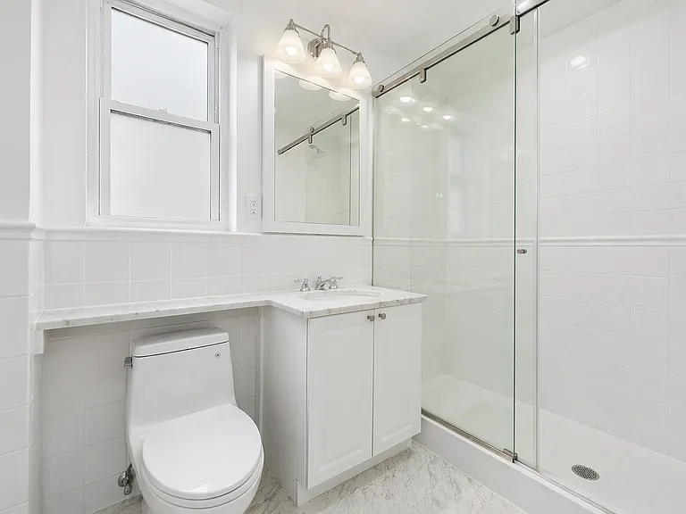 1085 Park Ave #8A — Photo 9