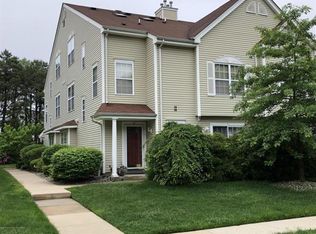 14 Topeka Ct, Tinton Falls, NJ 07712