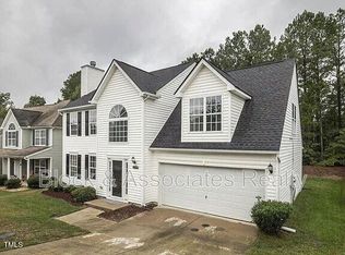 701 Holly Thorn Trce, Holly Springs, NC 27540