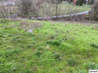 Green Acres Cir, Sevierville, TN 37862