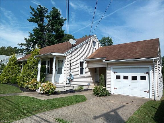 2nd image of 3804 Cypress St