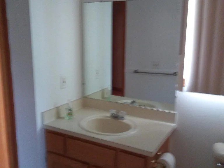 2100 Newburgh Dr — Photo 16