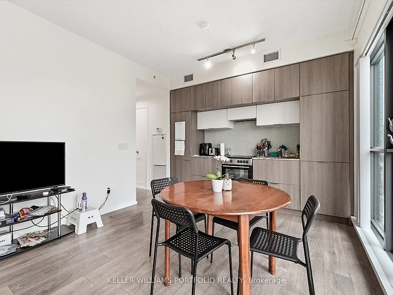 159 Dundas St E #1005 — Photo 9