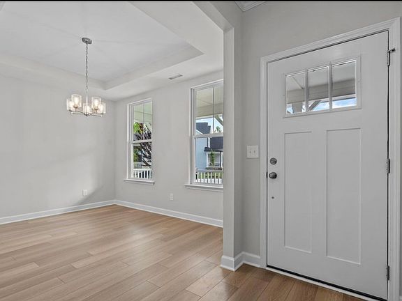 2nd image of 500 Craftsman Ridge Trl