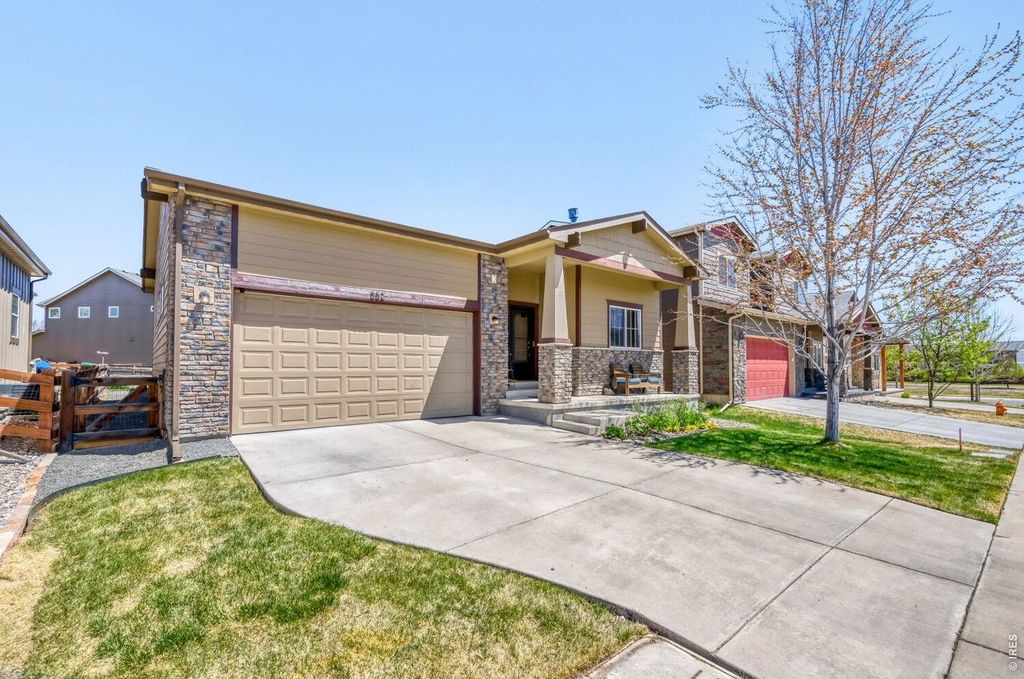 552 Newton Dr