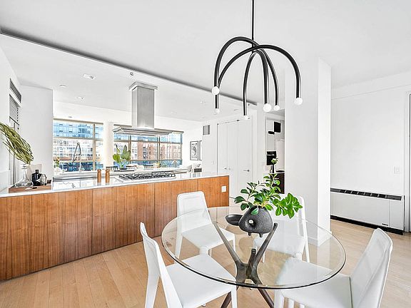 4th image of 447 W 18th St Penthouse 10B