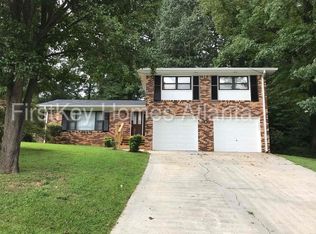 3030 Thrasher Cir, Decatur, GA 30032