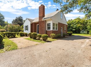 12316 Buckingham St, Chester, VA 23831