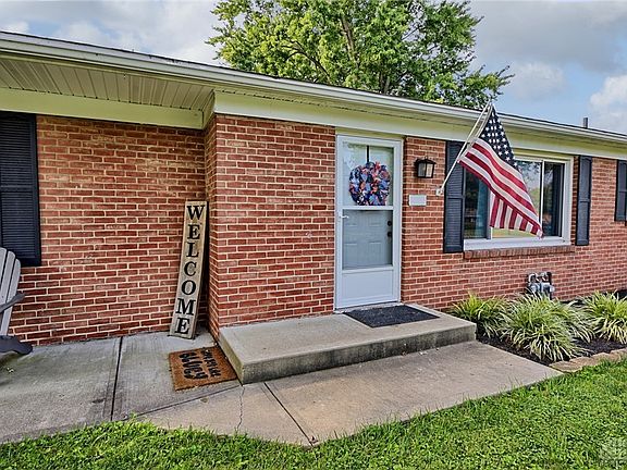 2nd image of 4831 Betsy Dr