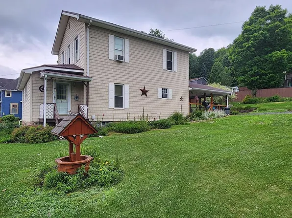 607 N West St, Coudersport, PA 16915