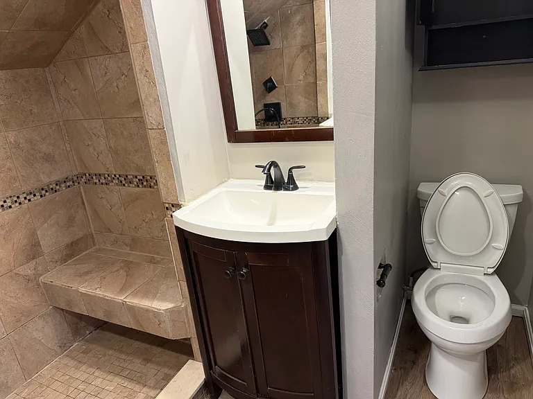 2000 Monument Dr — Photo 12