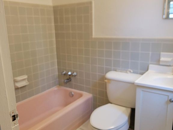 5th image of 1901 NE 25th Ave #1-3