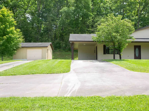 1204 E Hendron Chapel Rd #1, Knoxville, TN 37920