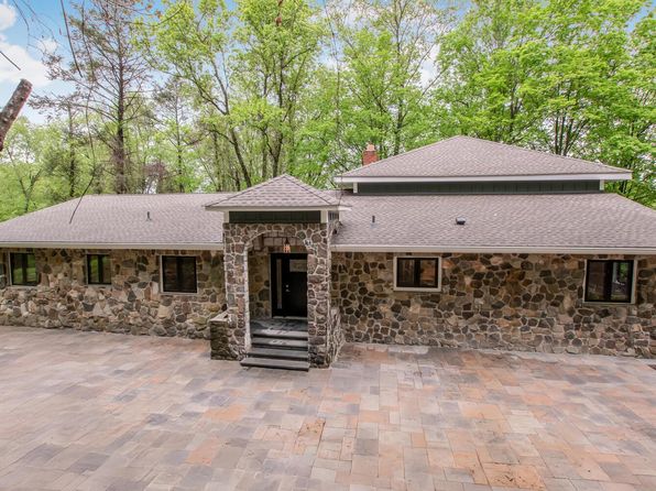38 Mountain Side Trail, Cortlandt Manor, NY 10567