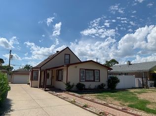 7730 Monitor Ave, Burbank, IL 60459