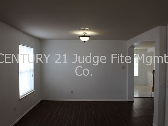 5th image of 7208 Fossil Hill Dr