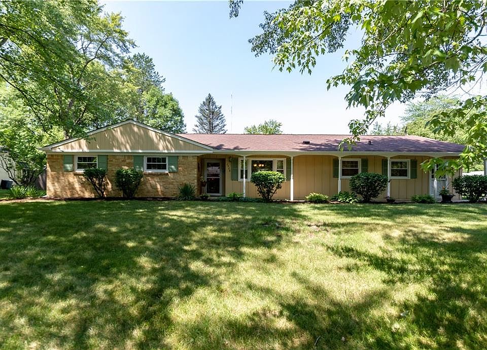 1st image of 7428 Woodside Dr