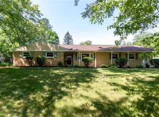 7428 Woodside Dr, Indianapolis, IN 46260