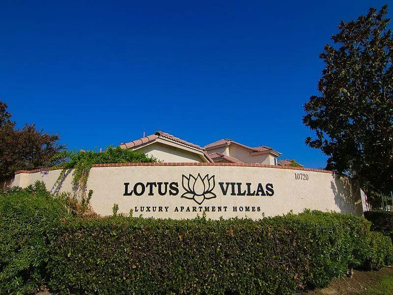 Lotus Villas Apartments — Photo 1