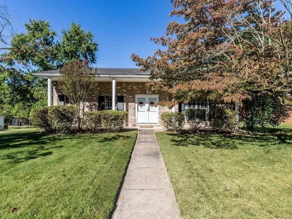 3604 Debbie Ln, Evansville, IN 47711