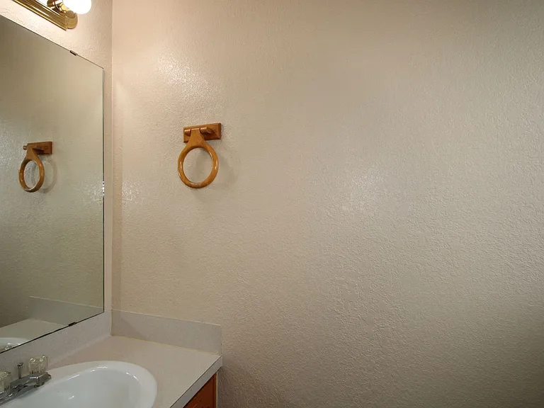 4206B Deek Dr — Photo 12