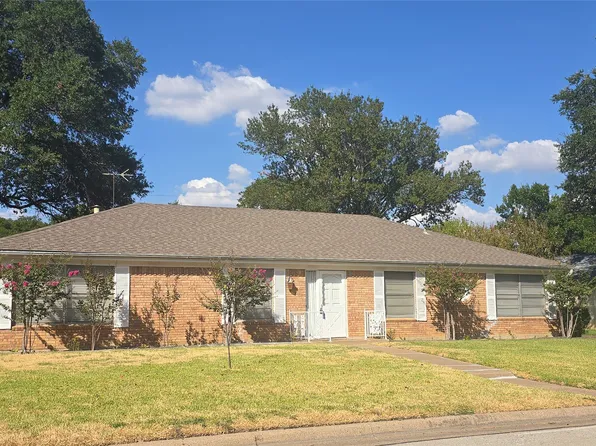 1611 Park Ridge Ter, Arlington, TX 76012