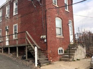 7106 James St, Philadelphia, PA 19135