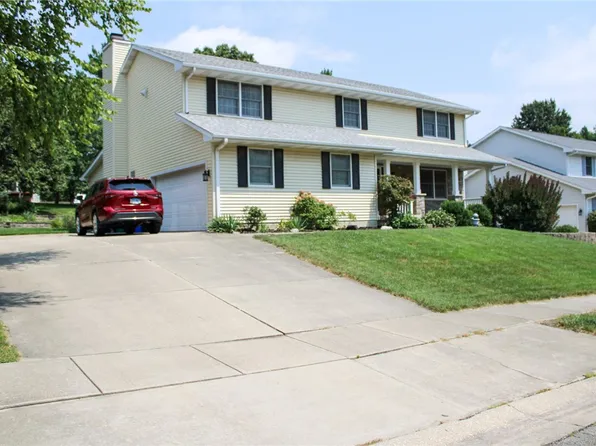 1150 Woodridge Ct, Decatur, IL 62526