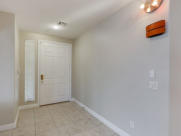 4th image of 3233 Bishop Pine St