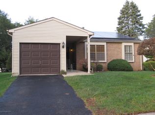 34 Lansdale Dr, Marlboro, NJ 07746