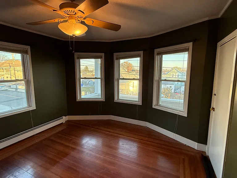 195-197 Lyon Ave #2 — Photo 26