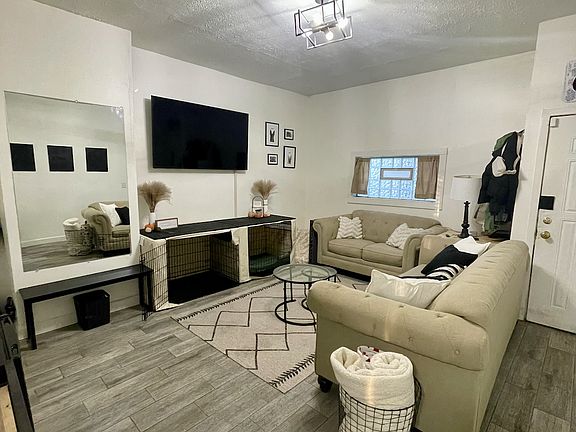 5th image of 2911 Highland Ave