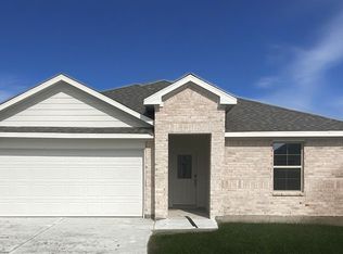 1417 Choctaw Rd, Sinton, TX 78387
