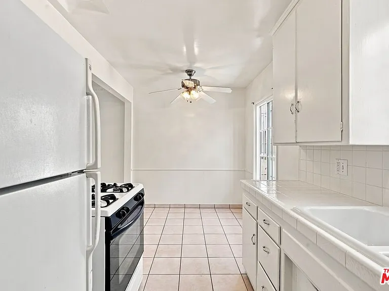 3559 Sawtelle Blvd #2 — Photo 6