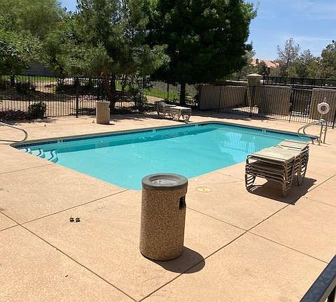 2nd image of 5036 S Rainbow Blvd Unit 105