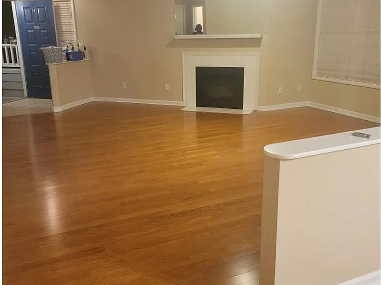 112 Breezewood Dr #E — Photo 2