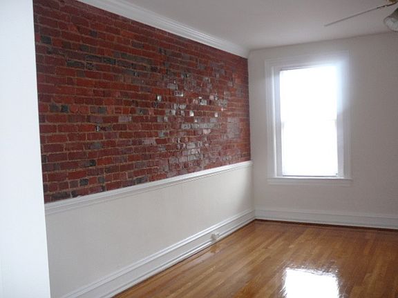5th image of 22 S Boulevard APT 4