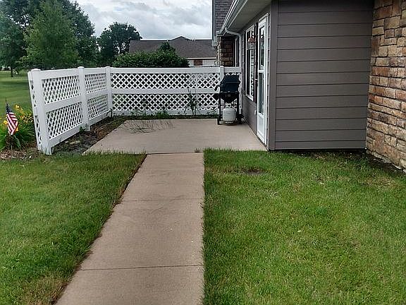 3rd image of 1706 E Ashford Ave